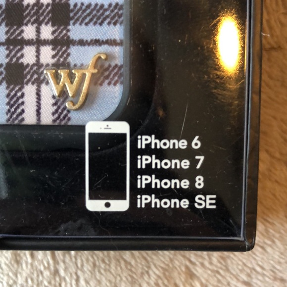 IPhone 6/7/8/SE Wildflower Phone Case - Picture 2 of 3